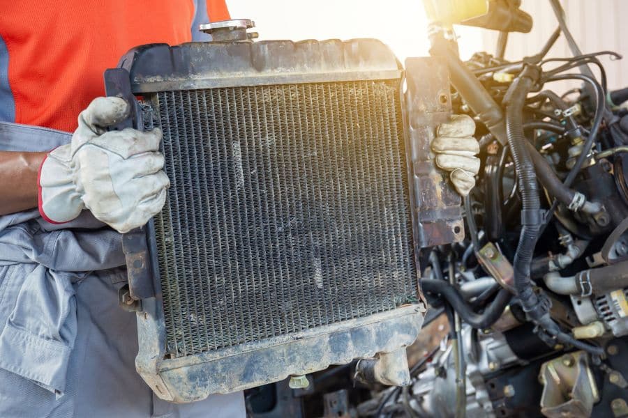 berapa lama service radiator mobil