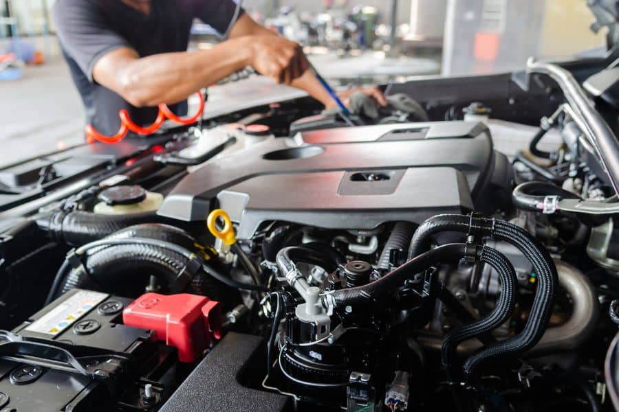gurah mesin mobil vs turun mesin