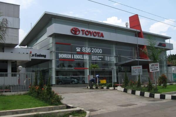 bengkel resmi Toyota Jakarta Selatan