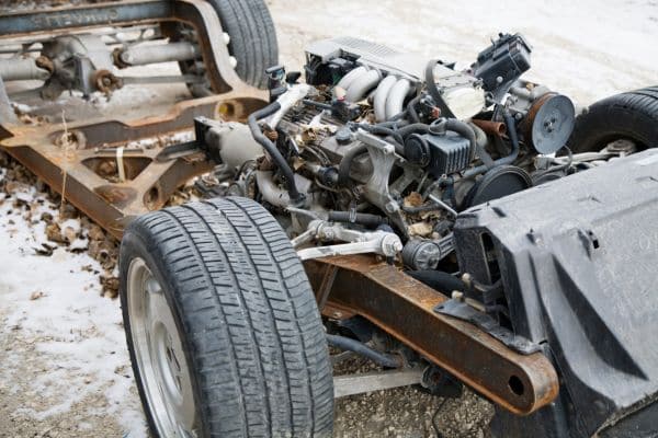 ciri rangka mobil bekas tabrak