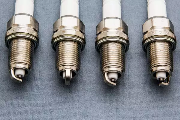 spark plug adalah