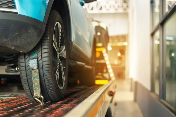 derek mobil sudirman