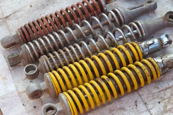 ciri shockbreaker mobil rusak