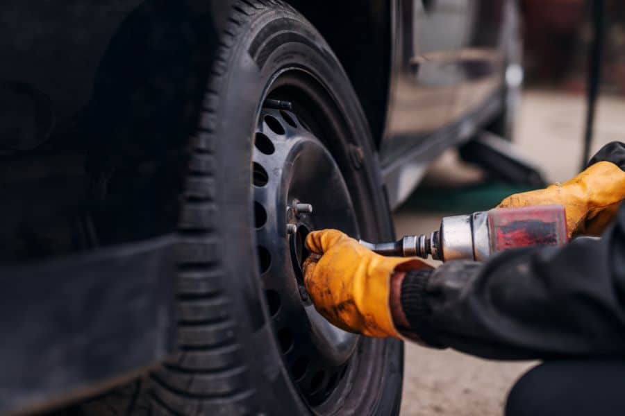 bengkel kaki kaki mobil makassar