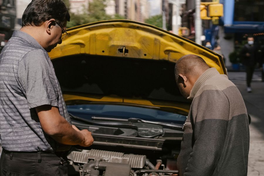 inspeksi mobil bekas kebon jeruk